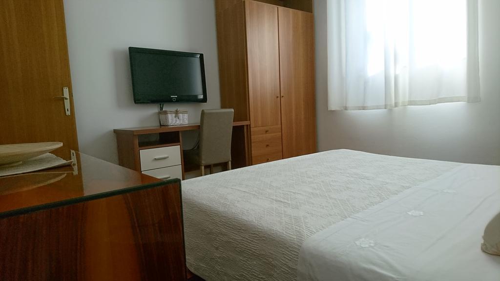 Apartment Devcic Πόρετς Εξωτερικό φωτογραφία